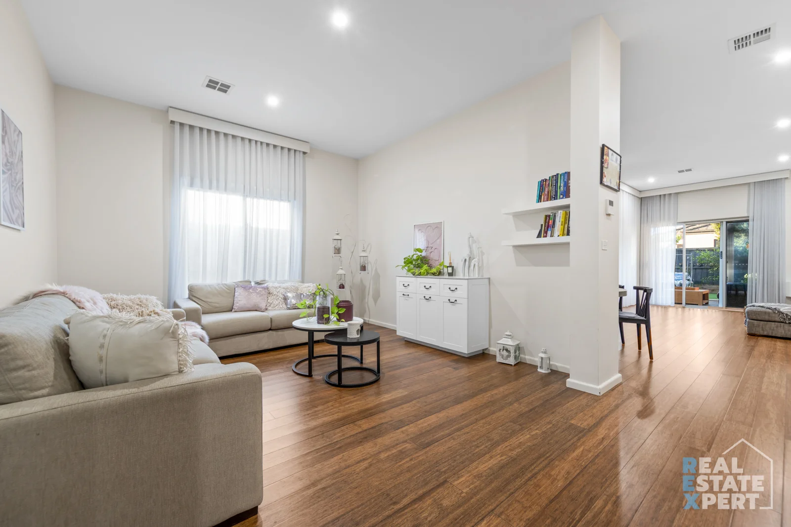 Additional image 5 of 9 Springleaf Avenue, Clyde North VIC 3978