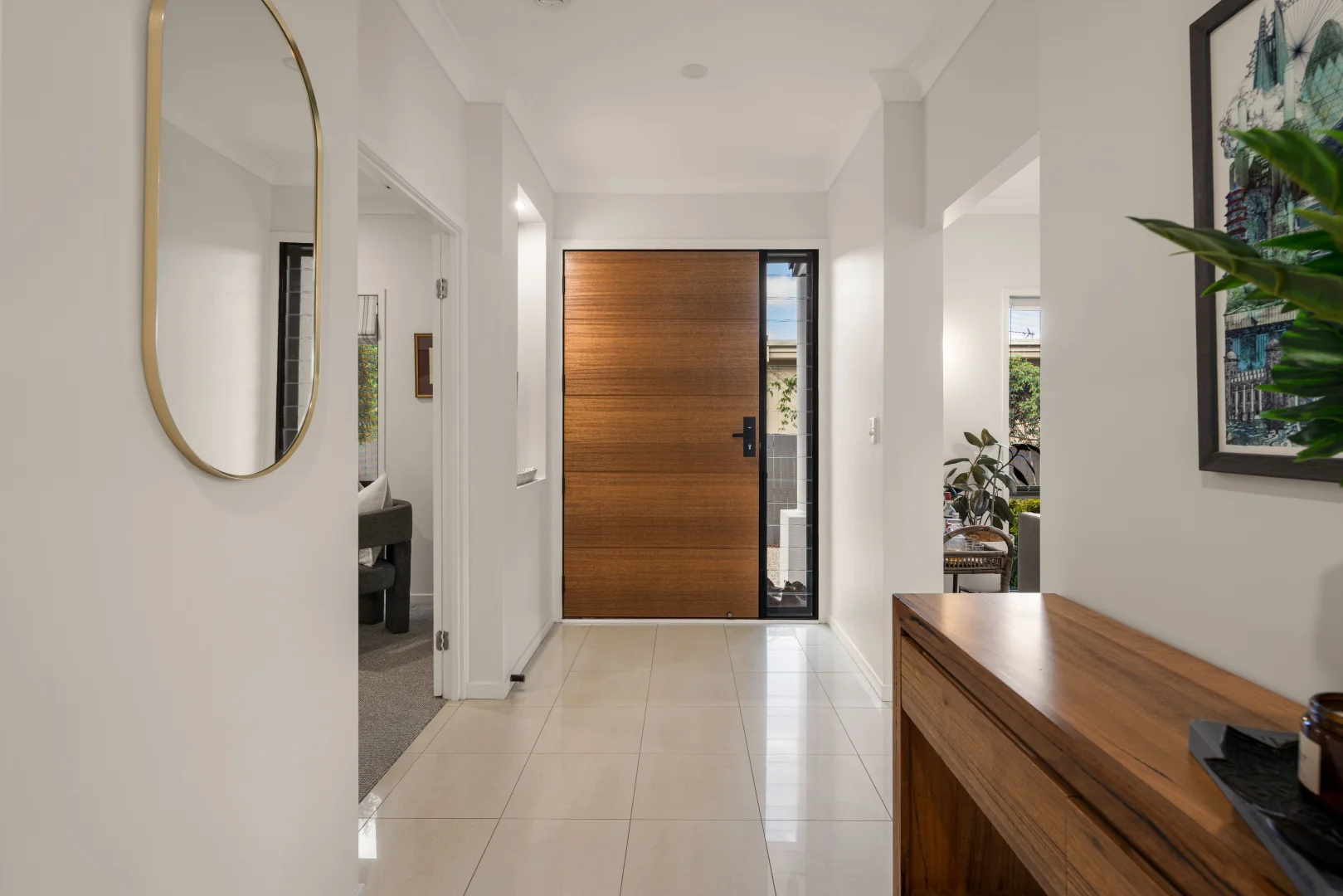 Additional image 8 of 38 Sky Royal Terrace, Burleigh Heads QLD 4220