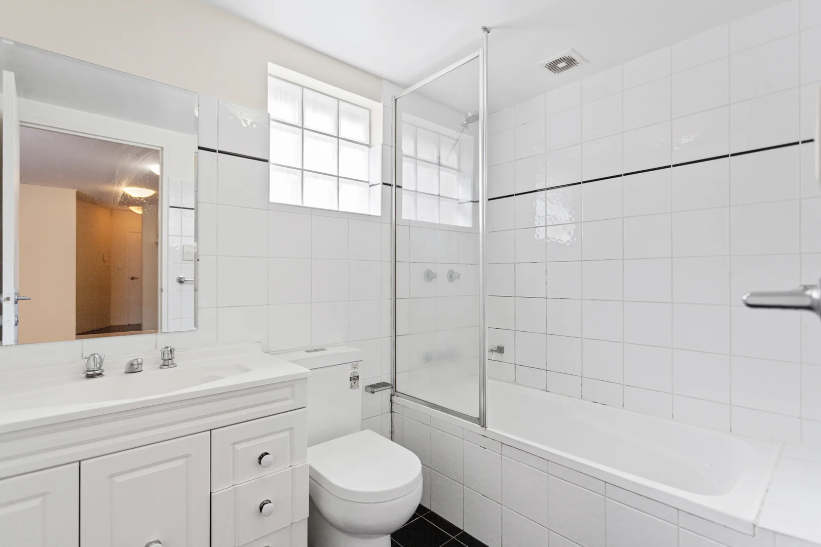 Additional image 8 of 7/128 Cathedral Street, Woolloomooloo NSW 2011