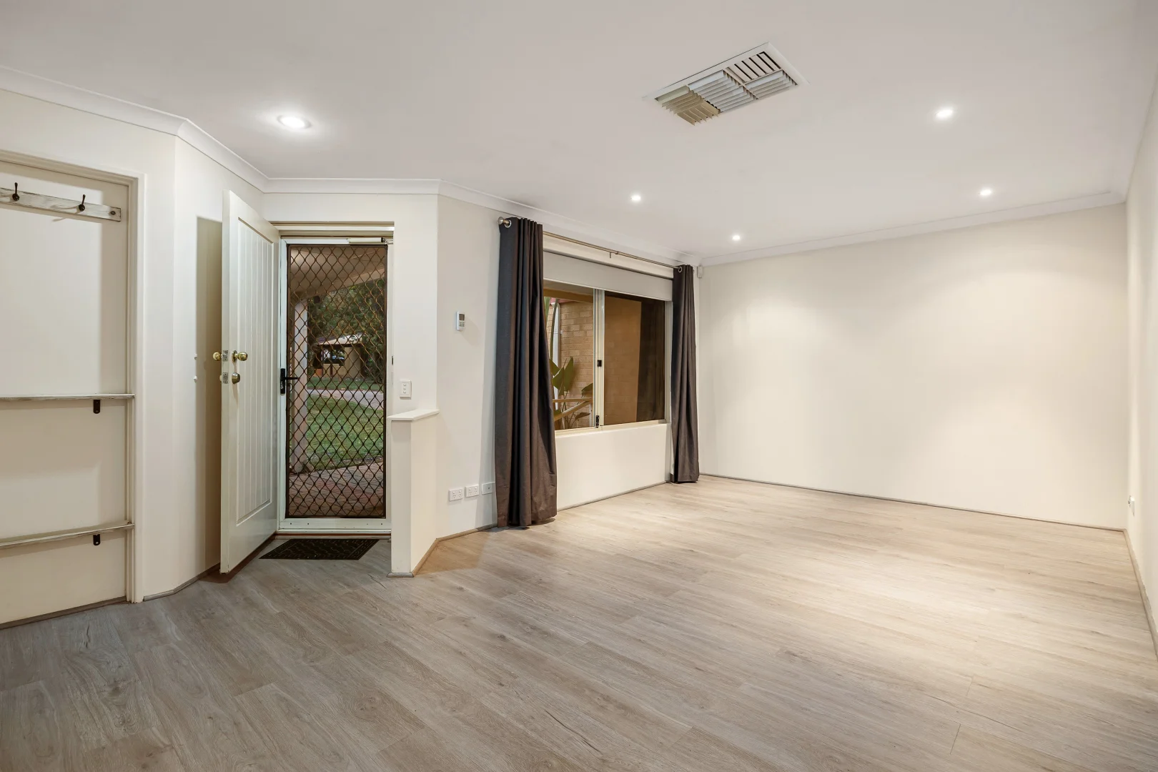 Additional image 4 of 11 Trusty Parkway, Baldivis WA 6171