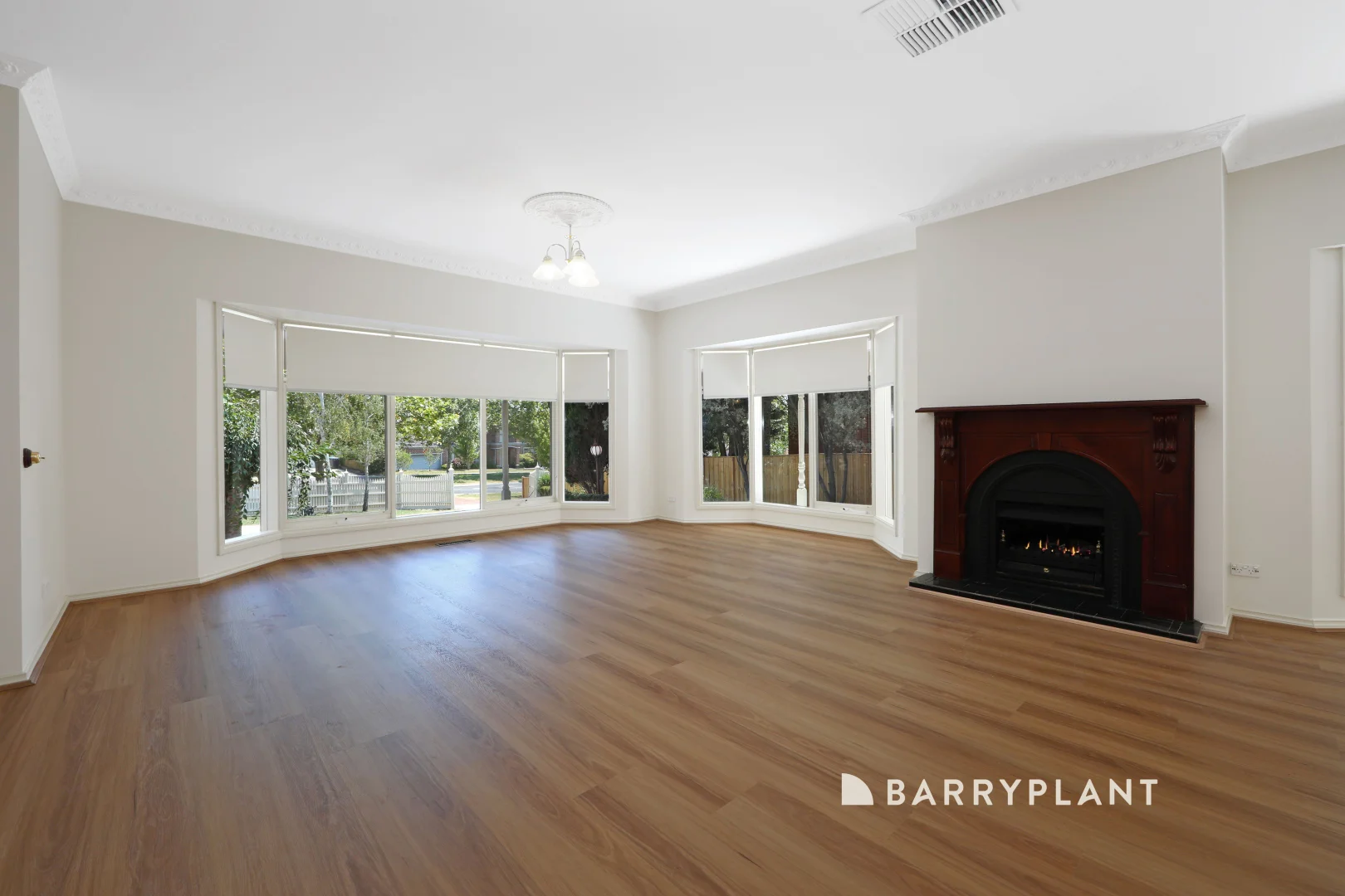 Additional image 3 of 16 Rosewood Boulevard, Lysterfield VIC 3156