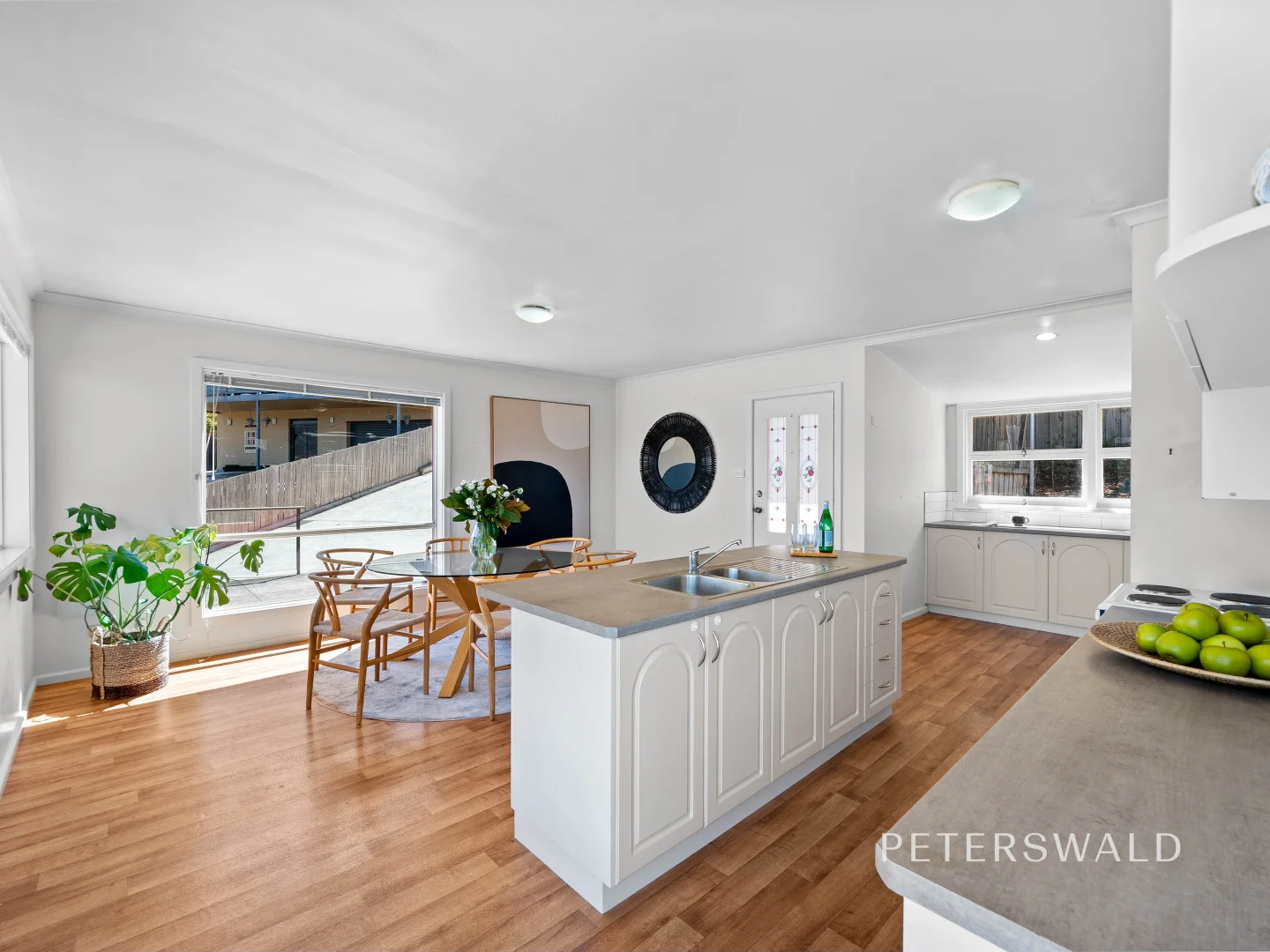 Additional image 7 of 2/178 Derwent Avenue, Lindisfarne TAS 7015