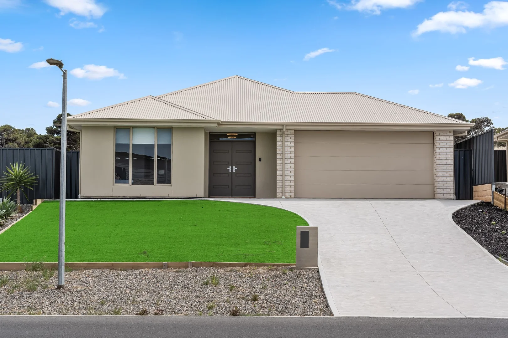 12 Victoria Parade, Hindmarsh Island SA 5214