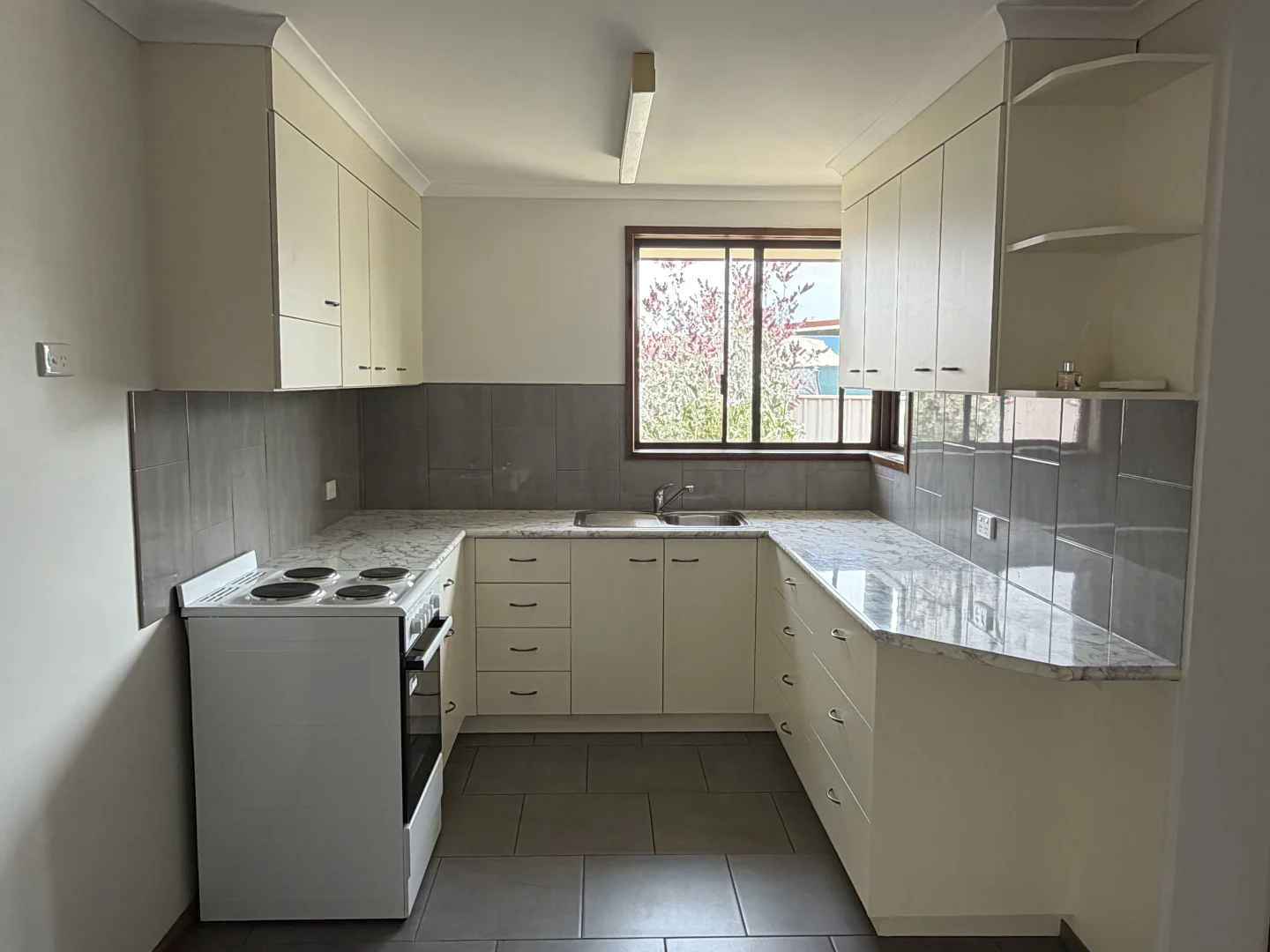 Additional image 2 of 2/38 Albert, Kerang VIC 3579