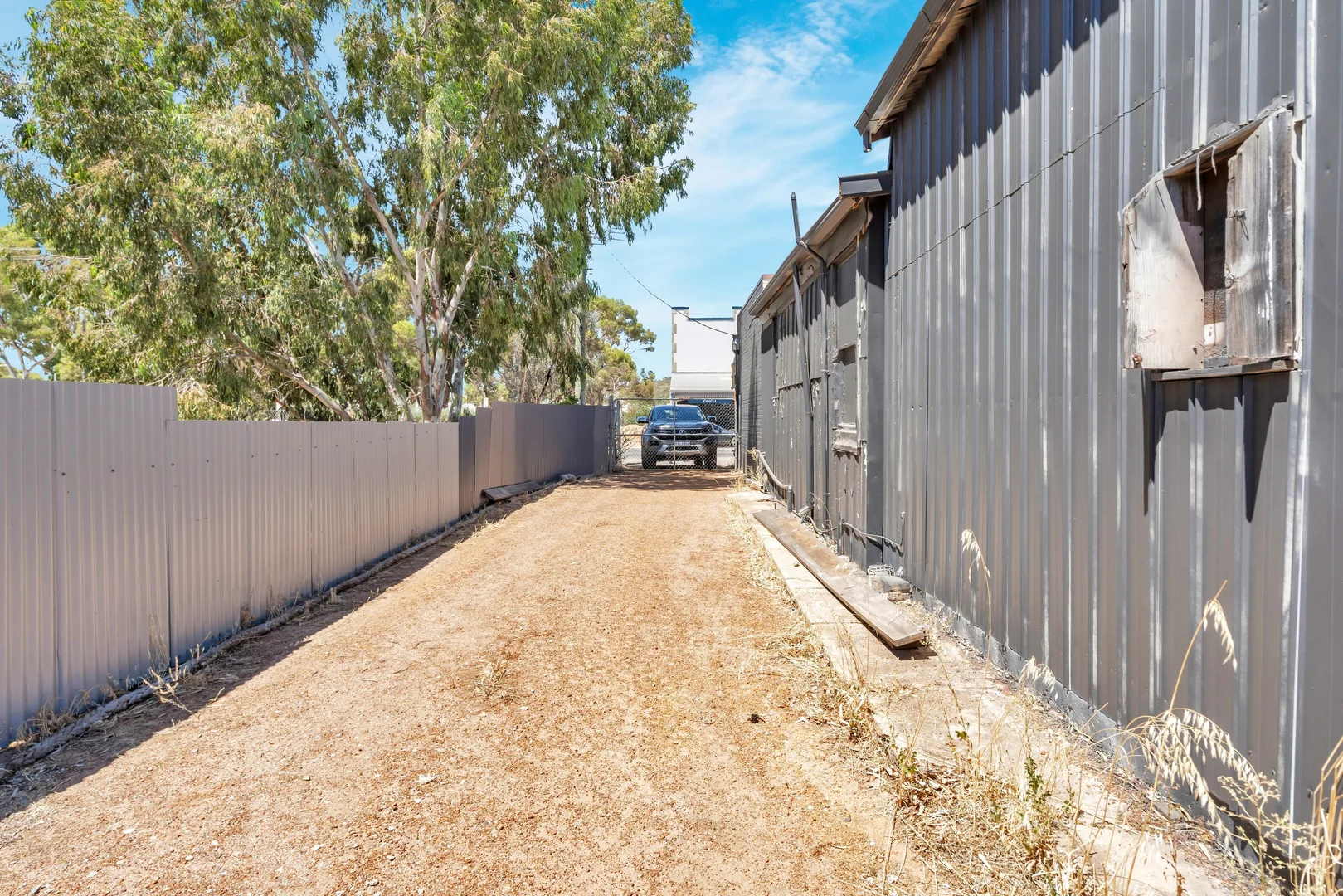 Additional image 33 of 53 Avon Tce, York WA 6302