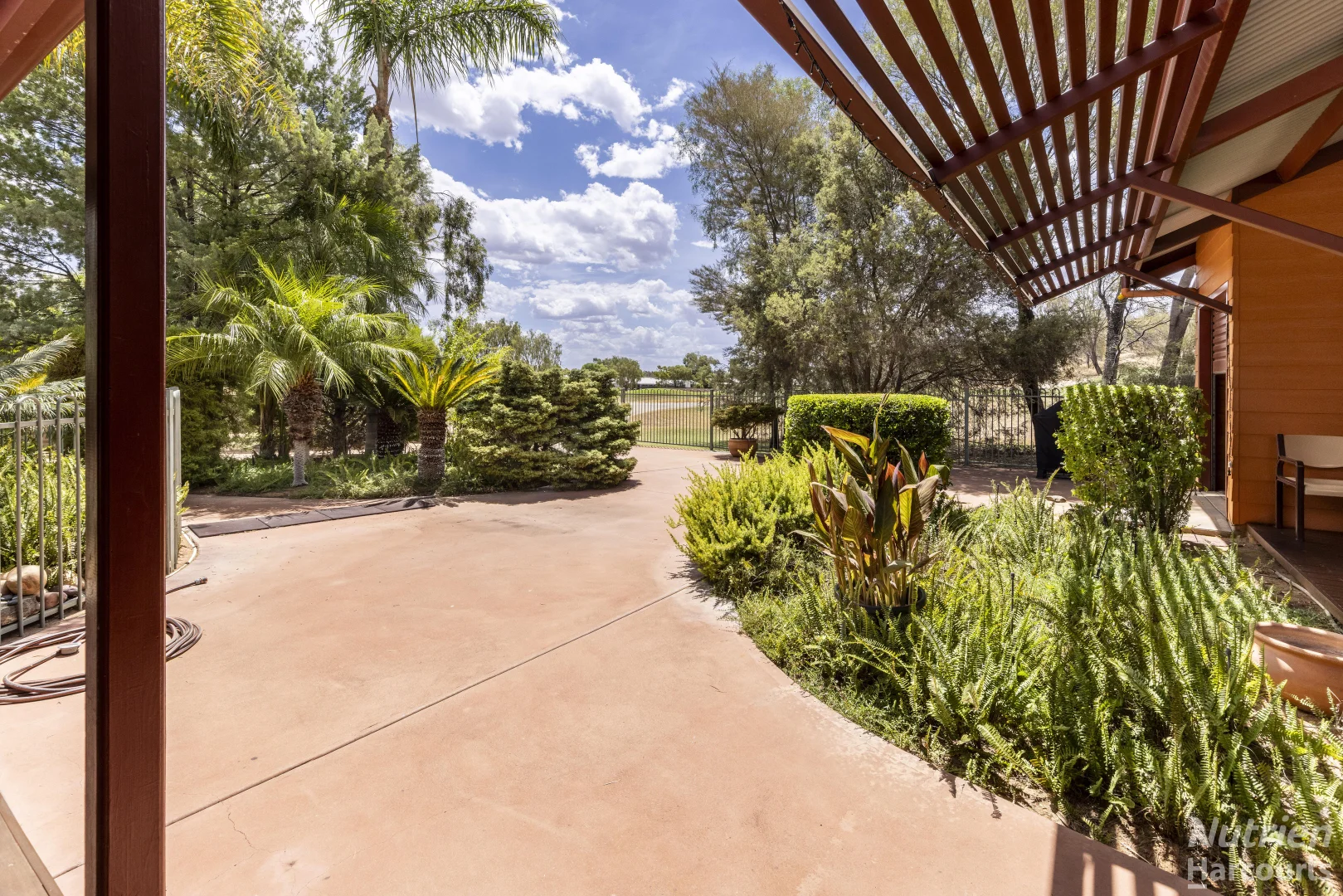 Additional image 12 of 21 The Links, Desert Springs NT 0870