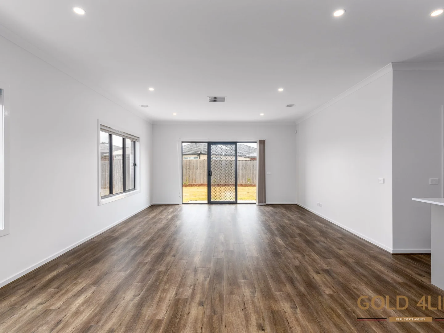 Additional image 3 of 39 Eaglemont Way, Werribee VIC 3030