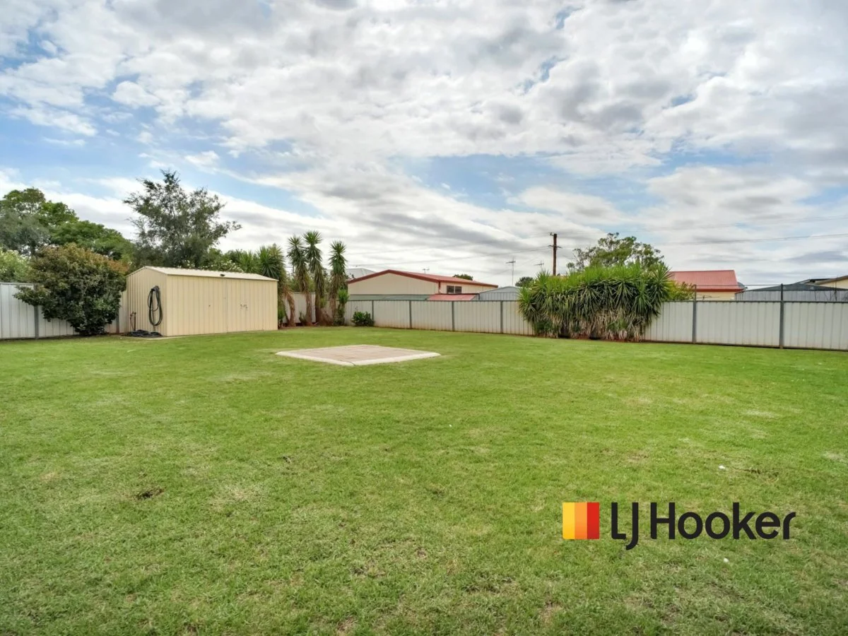 Additional image 26 of 108 Maple Cresent, Narromine NSW 2821