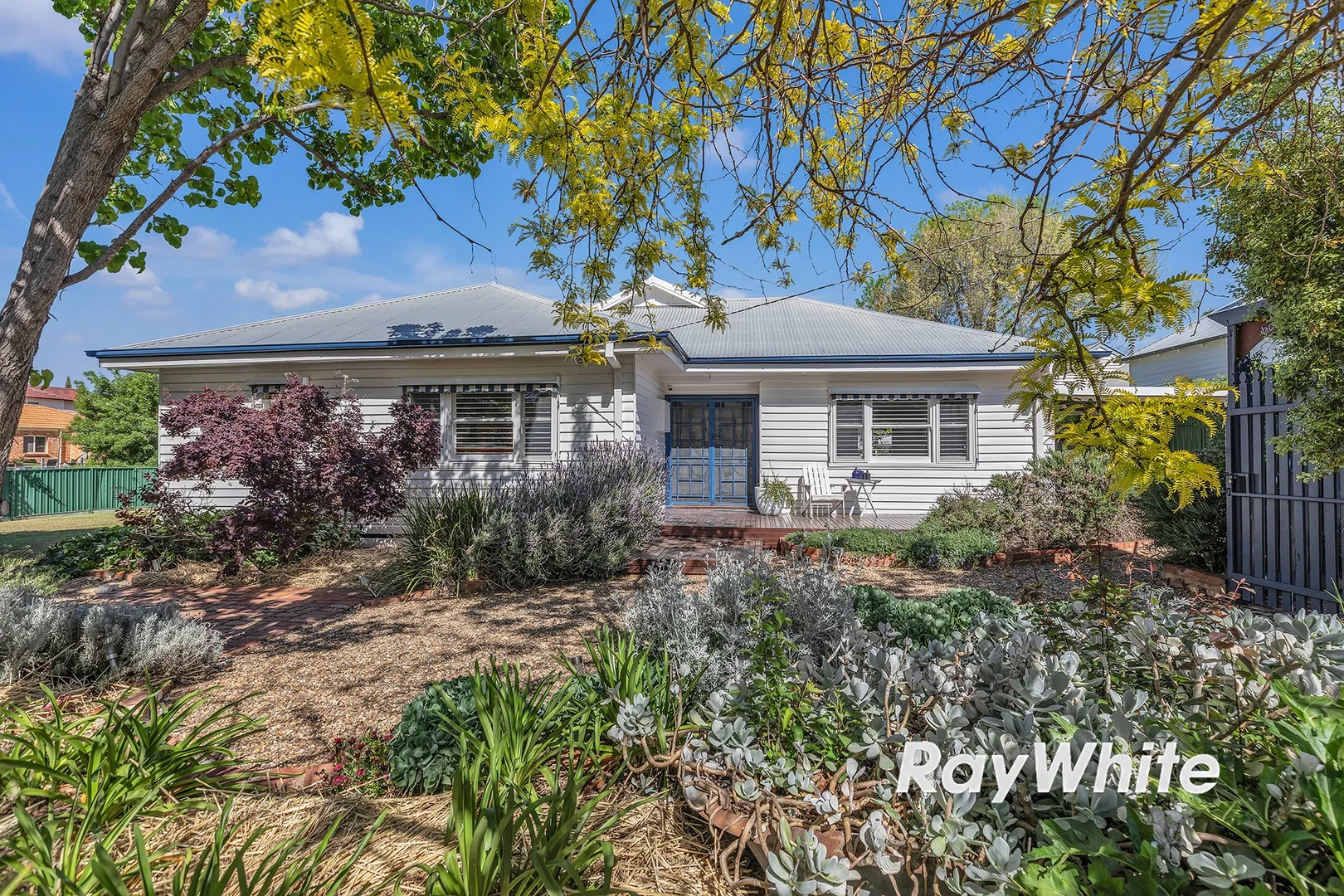 37 Hopwood Street, Echuca VIC 3564