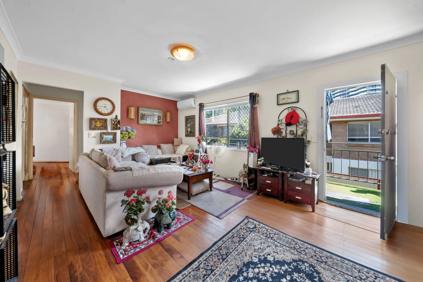 Additional image 3 of 4/19 Darrambal Street, Chevron Island QLD 4217