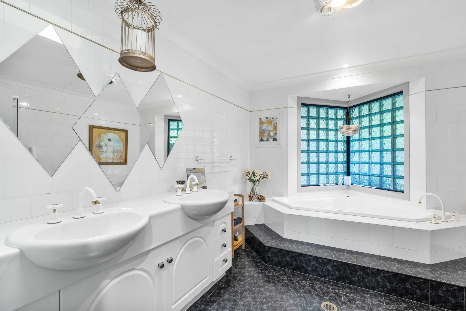 Additional image 16 of 10 Callemondah Close, Narrawallee NSW 2539