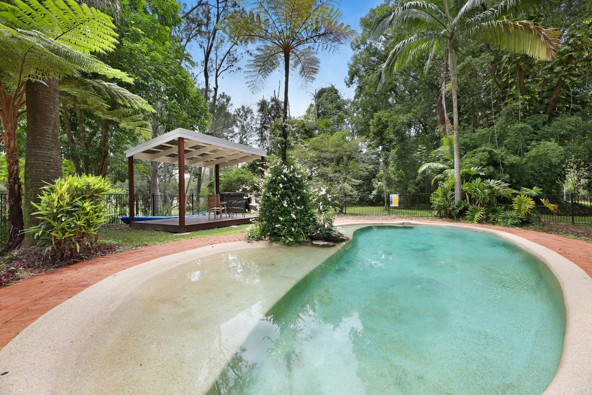 82 Coorabin Court, Tallebudgera QLD 4228