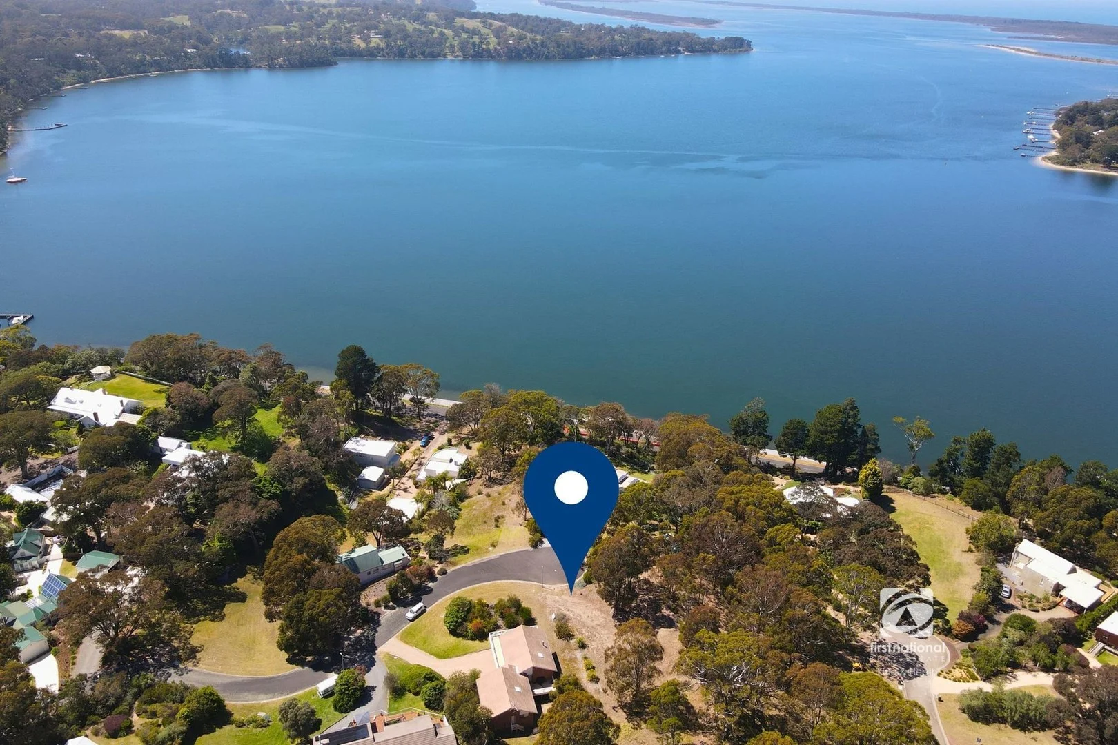 10 Bancroft Place, Metung VIC 3904