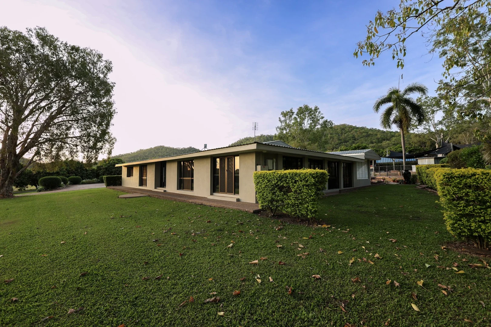 200 Mount Kelly Drive, Mount Kelly QLD 4807