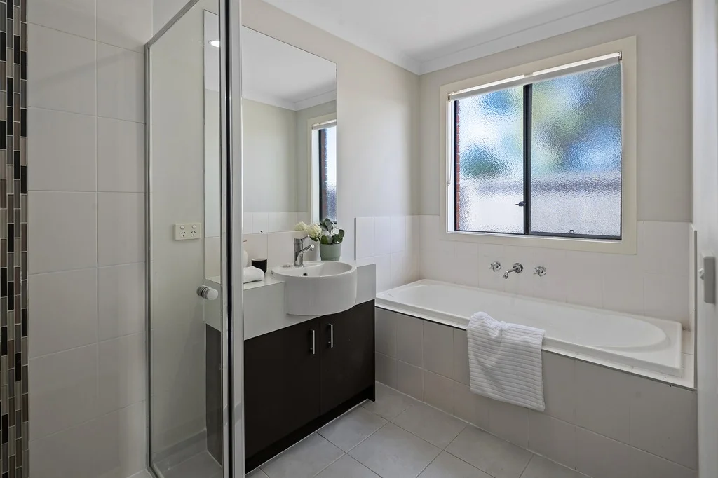 Additional image 16 of 229 Paterson Drive, Lynbrook VIC 3975