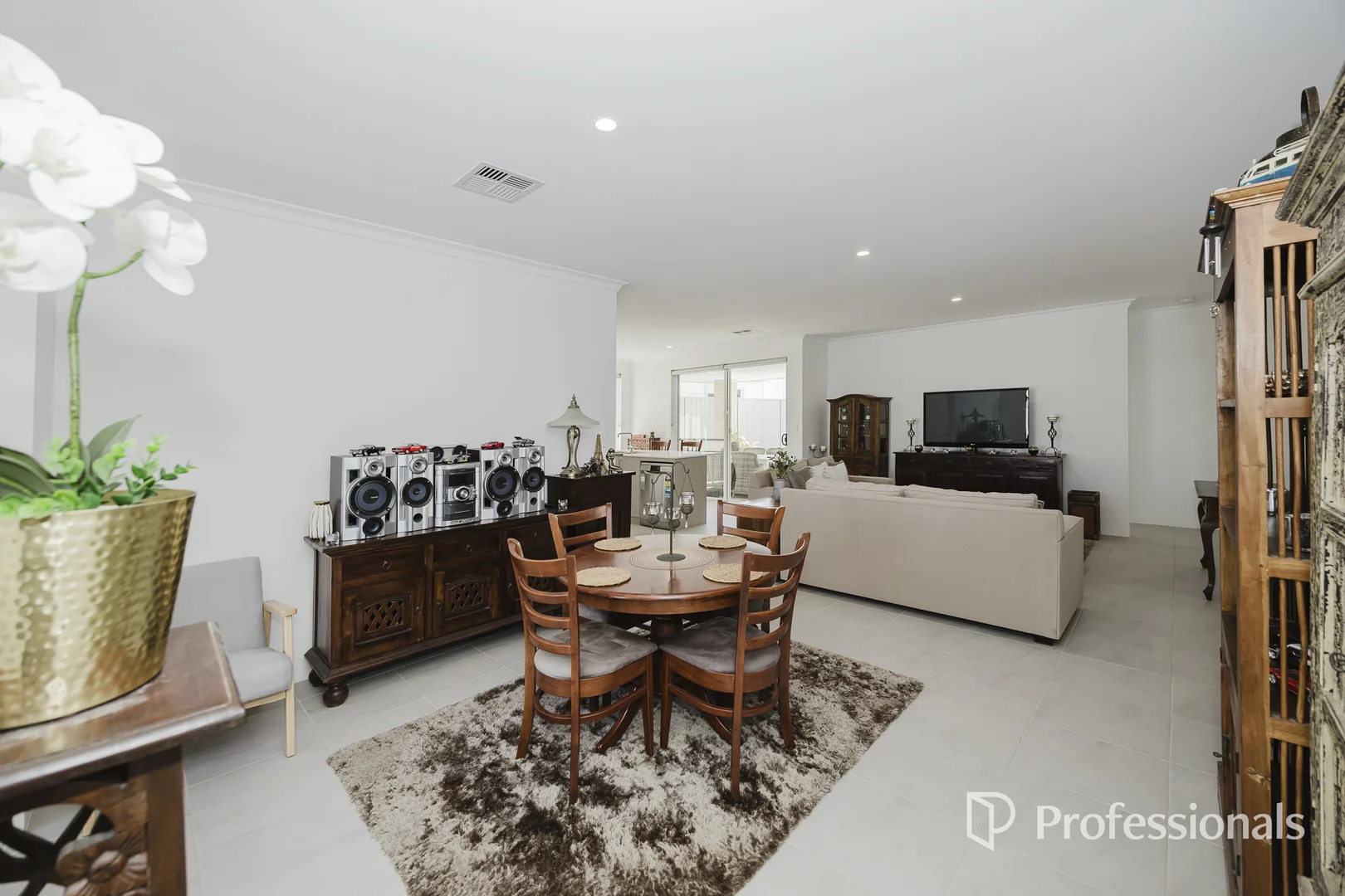 Additional image 10 of 13 Holiday Way, Yanchep WA 6035