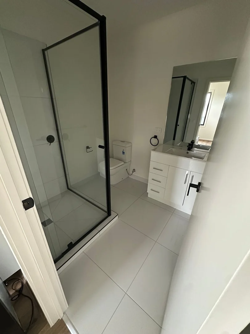 Additional image 10 of 4D EILDON AVENUE, Manor Lakes VIC 3024