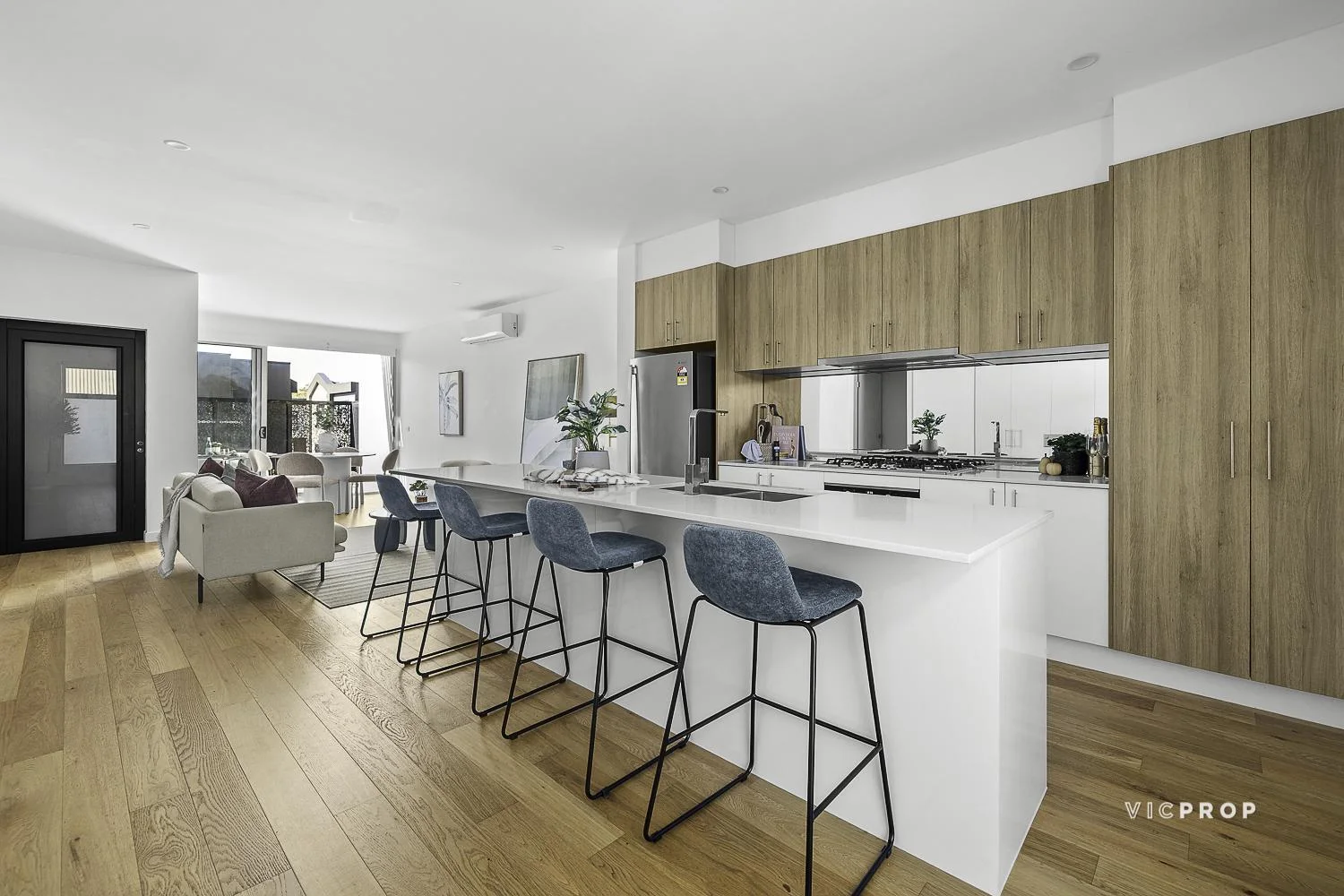 Additional image 8 of 2/323 Wantirna Road, Wantirna VIC 3152