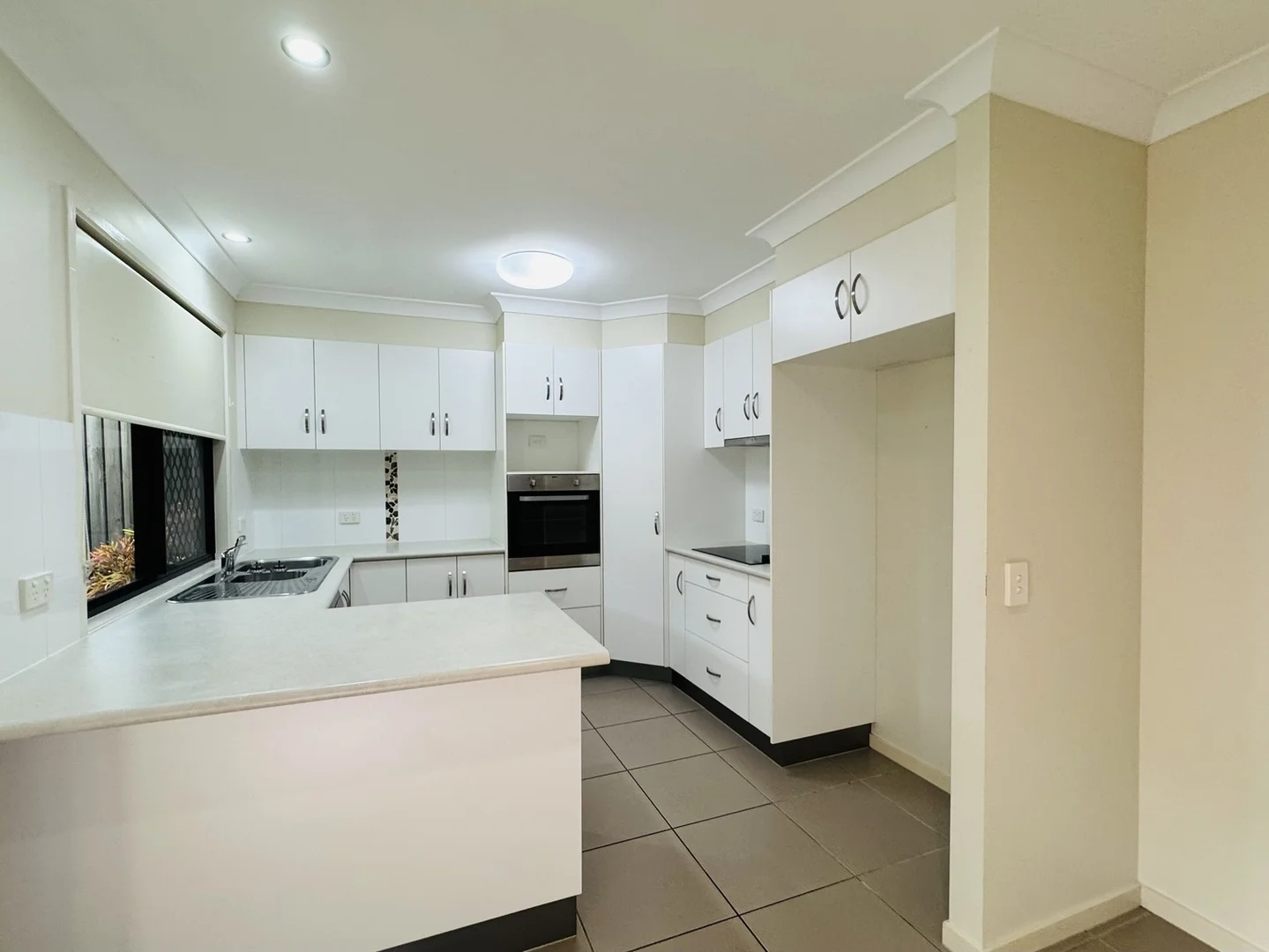 Additional image 3 of 2/18 BURKE Drive, Moranbah QLD 4744