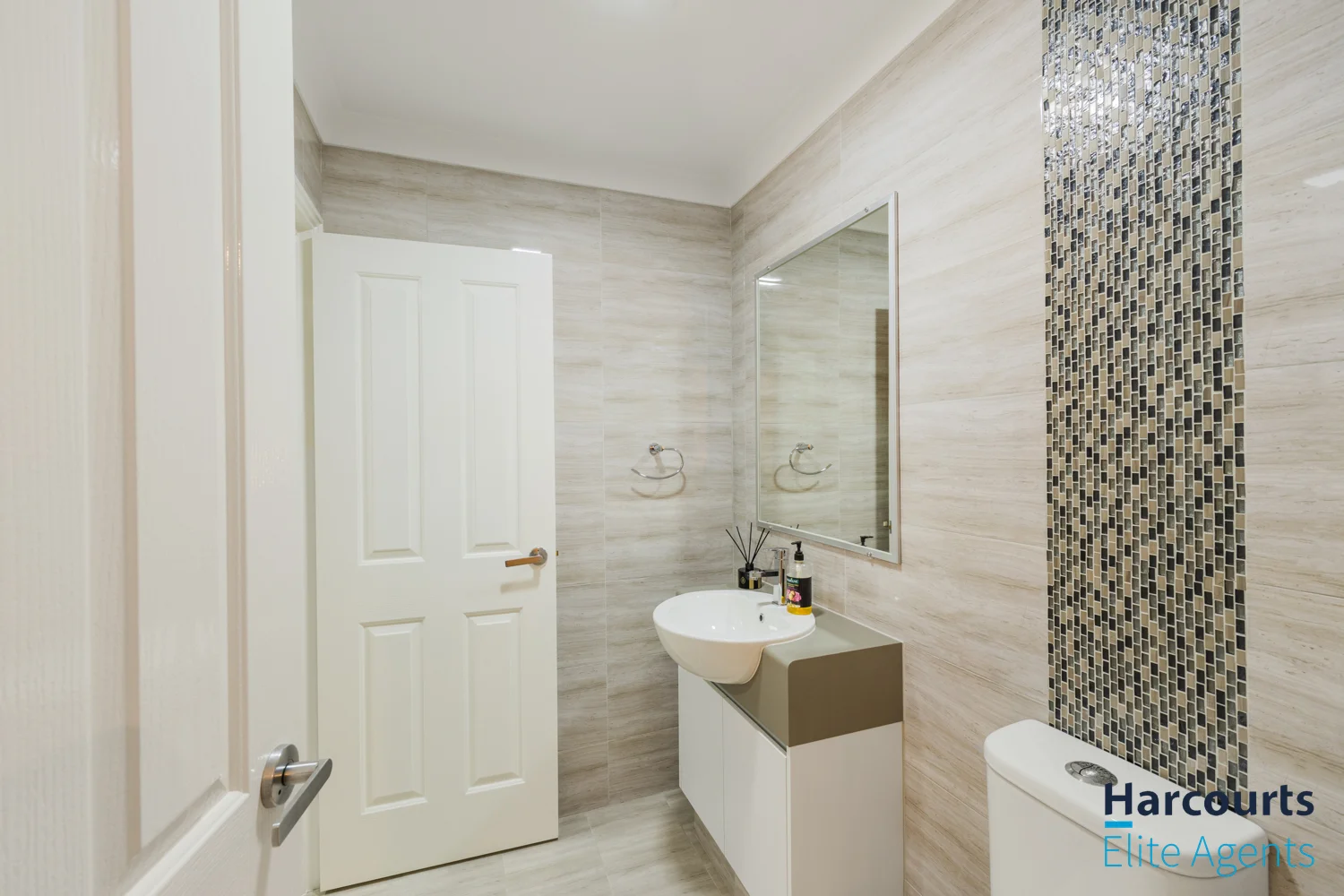 Additional image 26 of 44 Lookout Vista, Singleton WA 6175