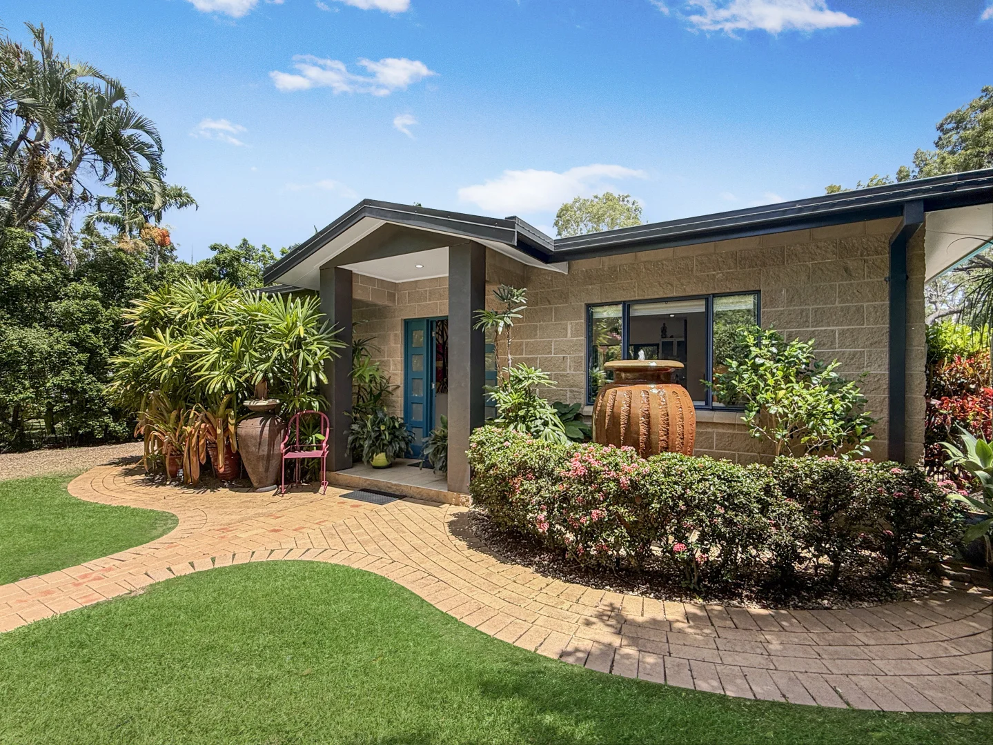 Additional image 3 of 37 Apjohn St, Horseshoe Bay QLD 4819