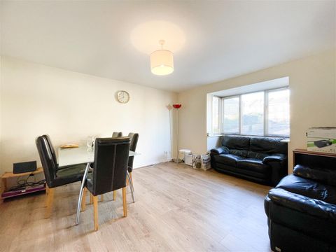 Flat 2C, Springhill Court, Crookesmoor, Sheffield S10