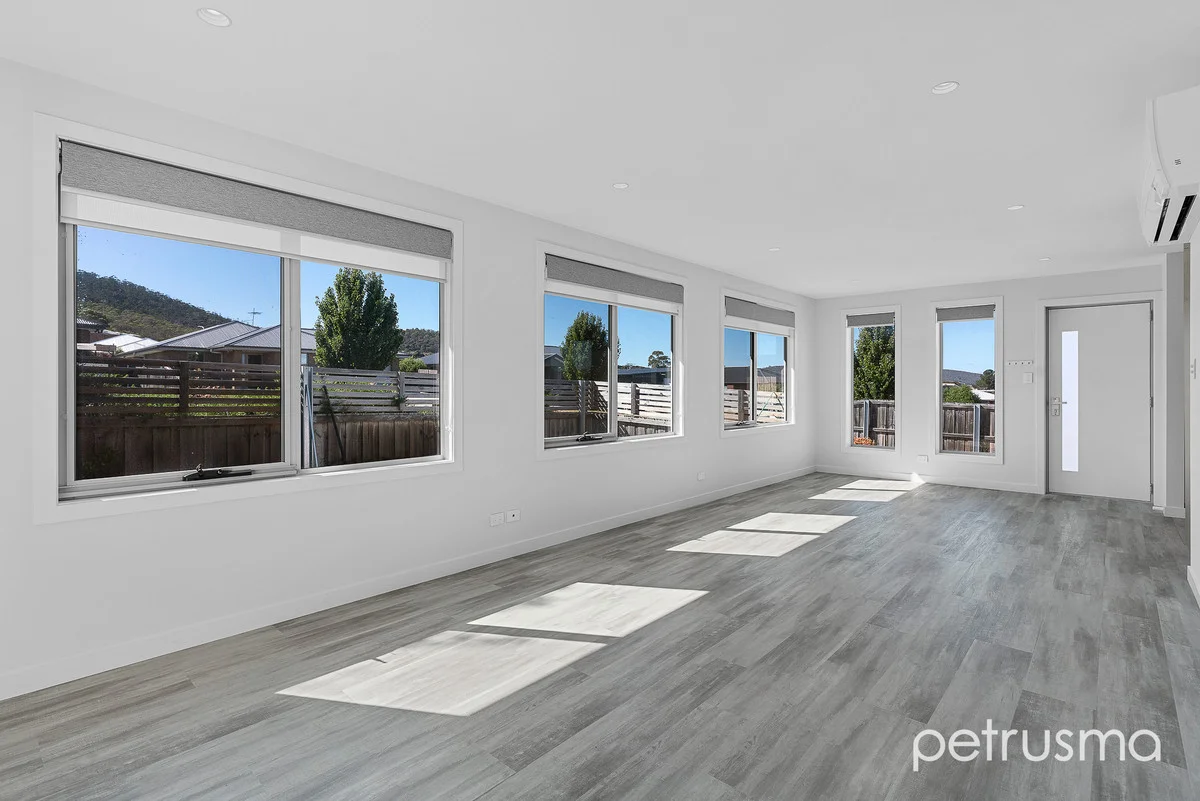 Additional image 7 of 1/4 Mabel Close, Rokeby TAS 7019