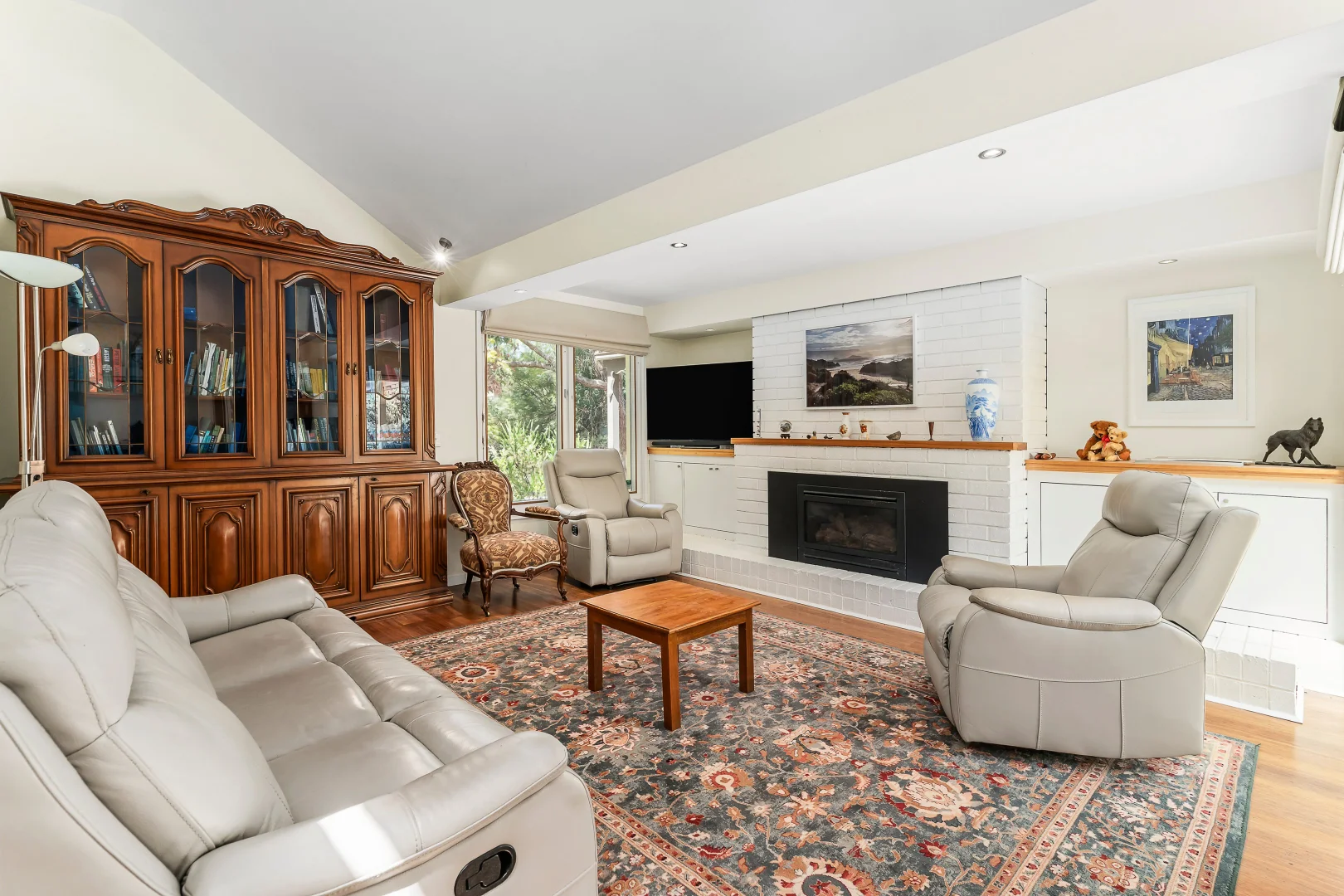 Additional image 2 of 22 Landau Drive, Warranwood VIC 3134