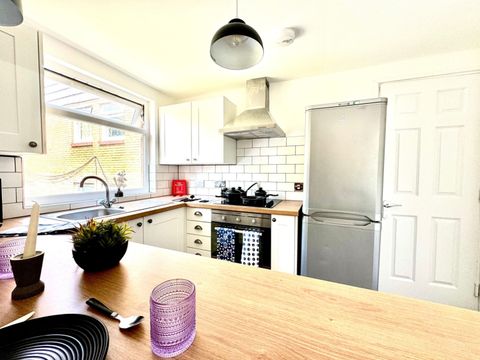 Norfolk Park Village, 200 Norfolk Park Road, Sheffield, South Yorkshire S2, Room to rent