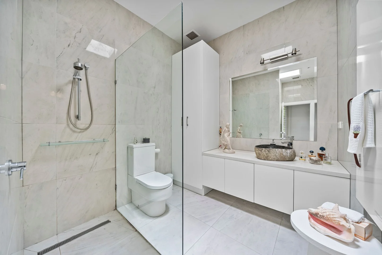 Additional image 18 of 24A Lascelles Avenue, Toorak VIC 3142