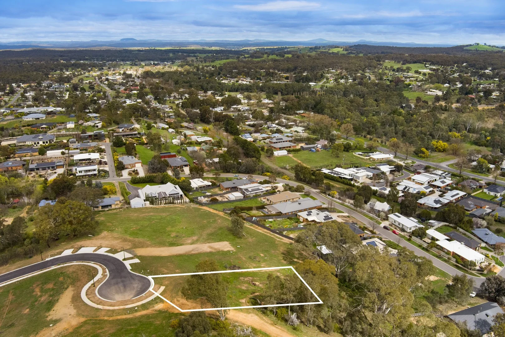 16 Sundew Terrace, Campbells Creek VIC 3451