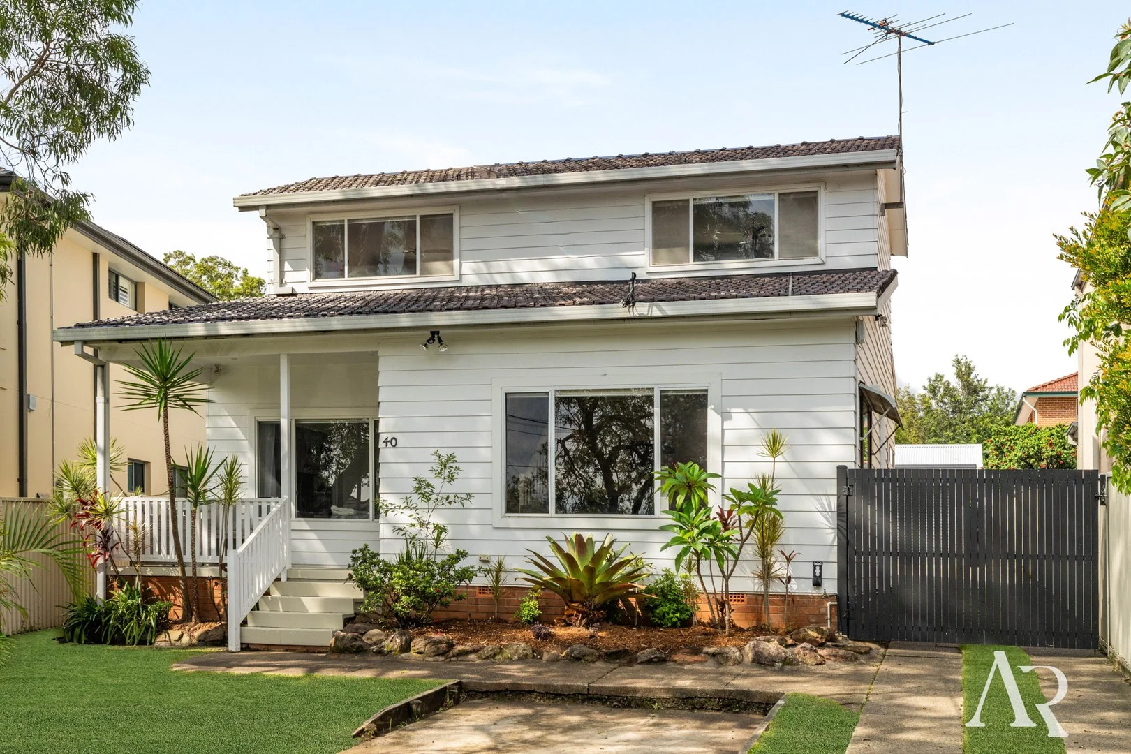 40 Thomas Street, Picnic Point NSW 2213