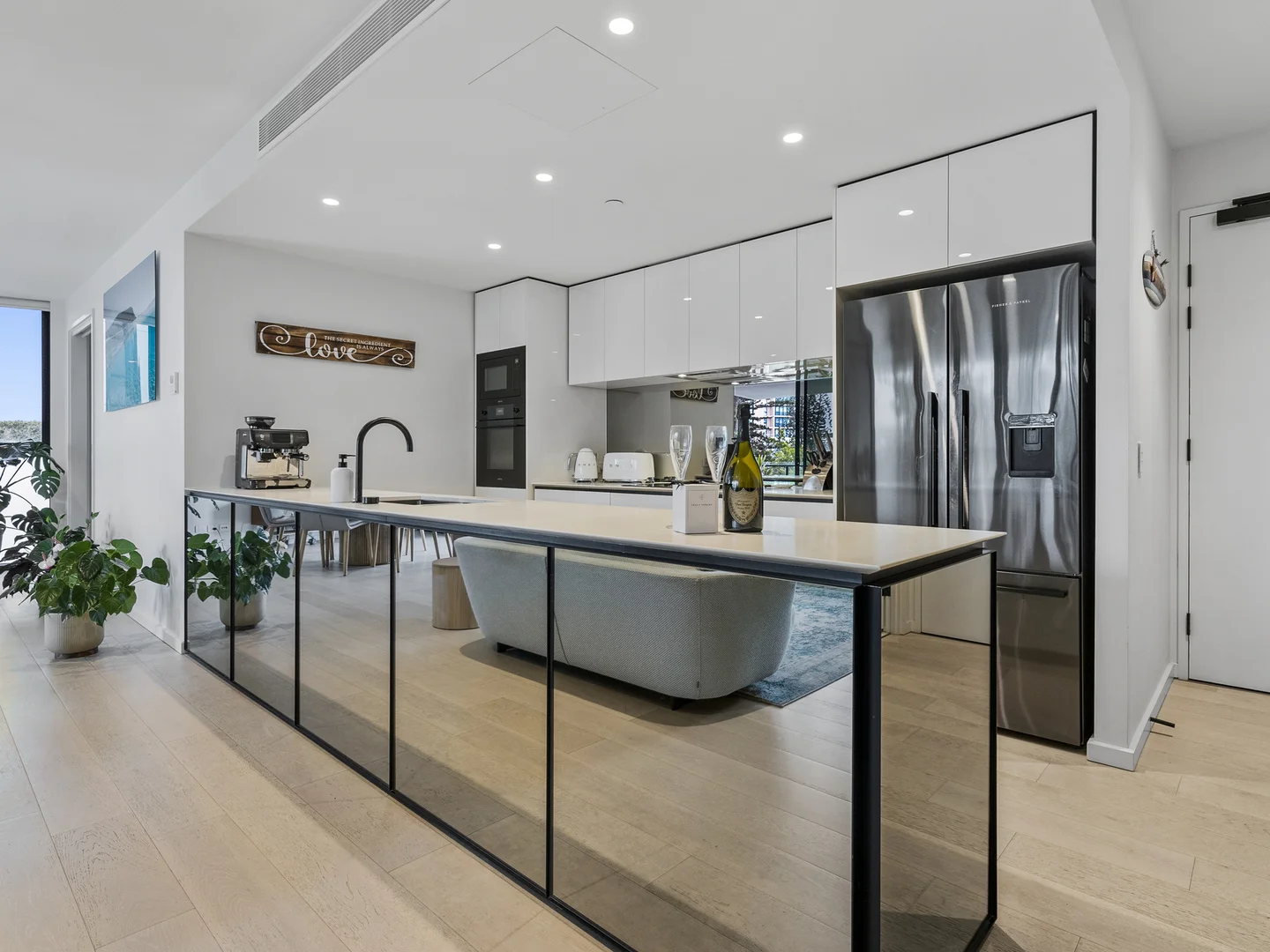 Additional image 4 of 2204/1328 Gold Coast Highway, Palm Beach QLD 4221