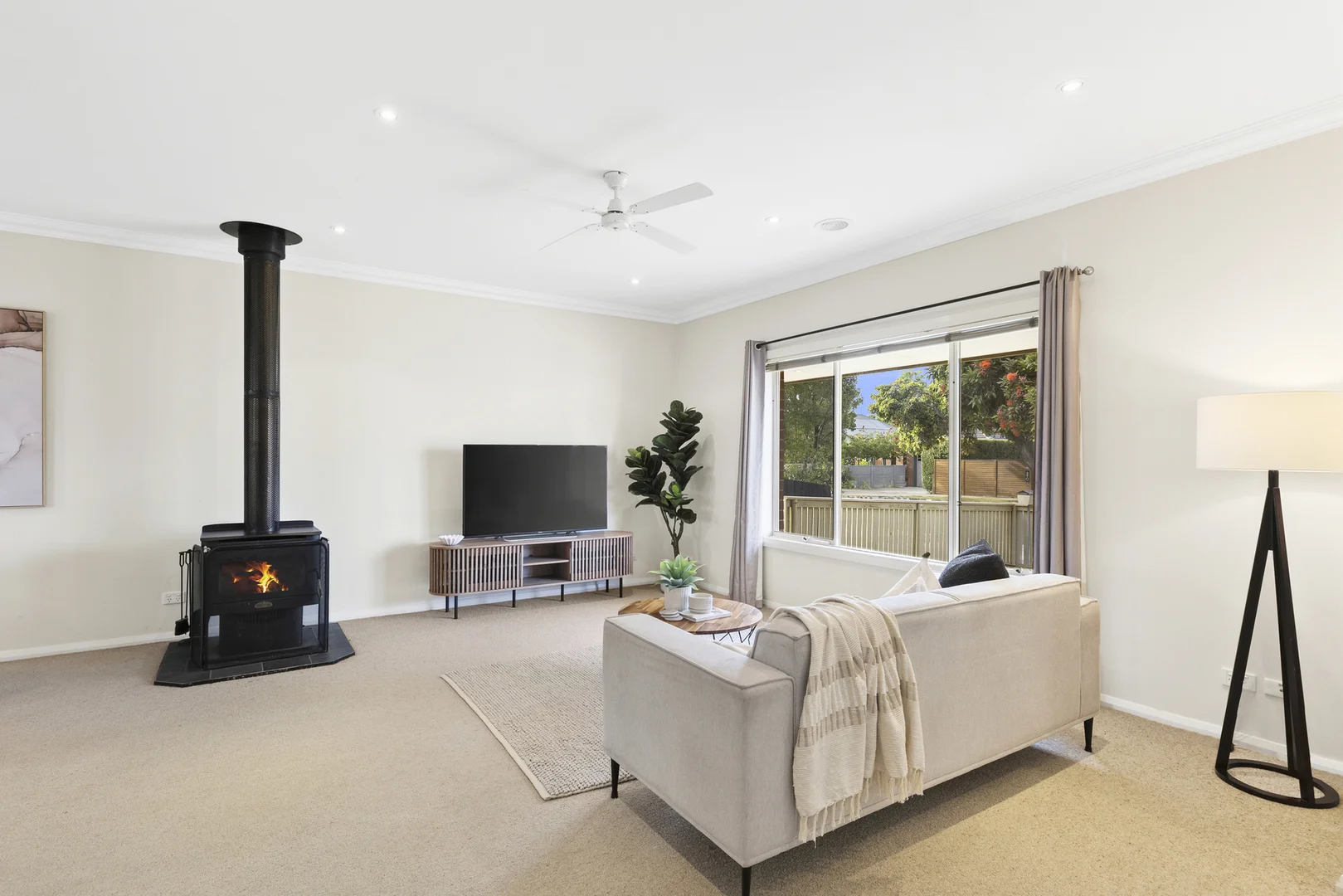 Additional image 4 of 402 Autumn Street, Herne Hill VIC 3218