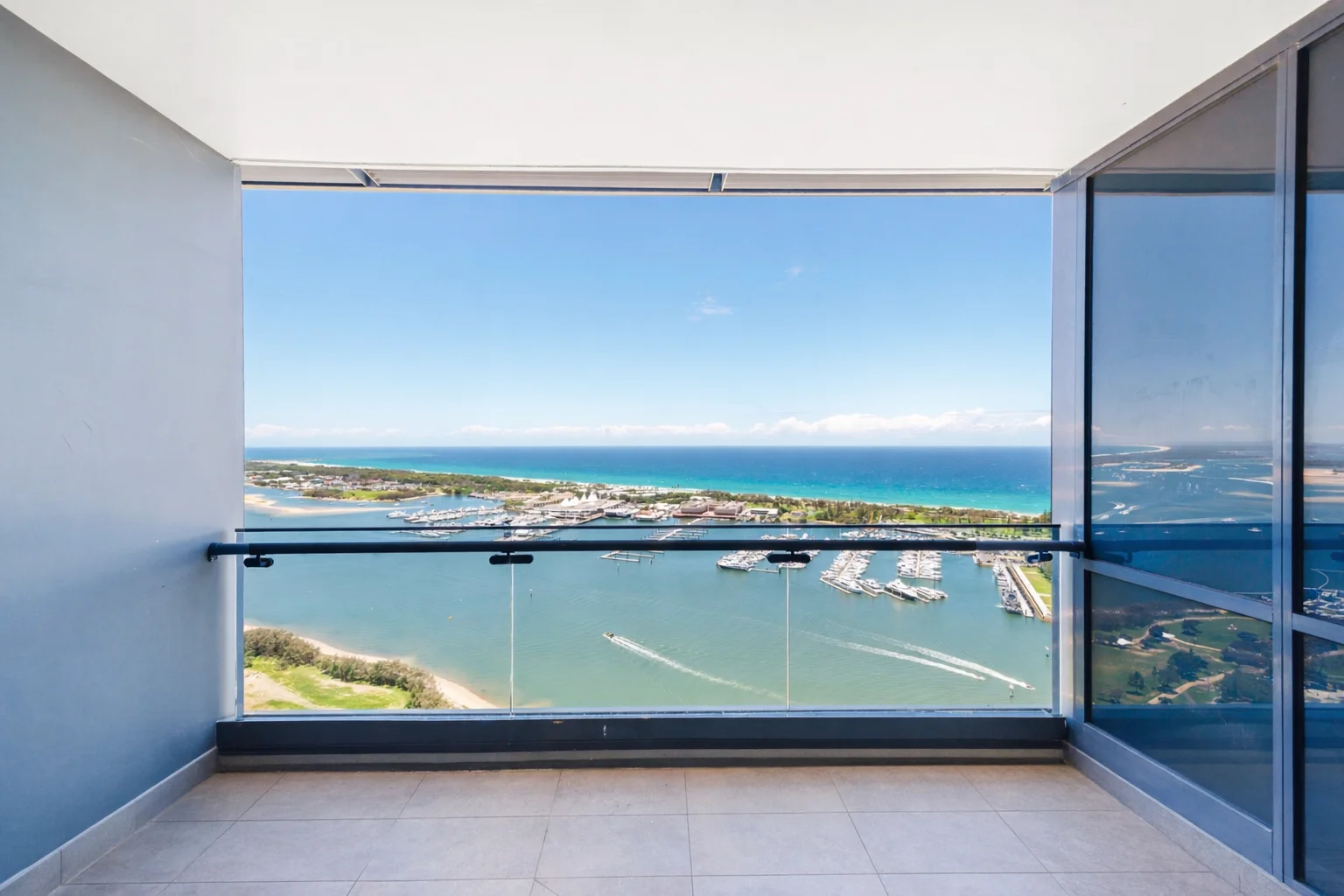 3709/2 Como Crescent, Southport QLD 4215