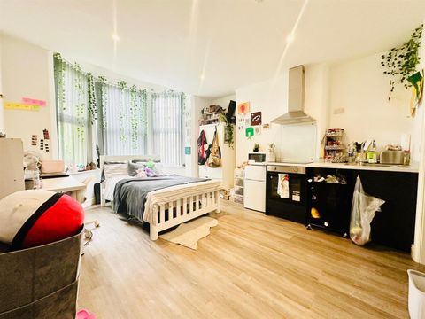 Ground Floor Studio, Derby Road, Nottingham NG7, Studio to rent