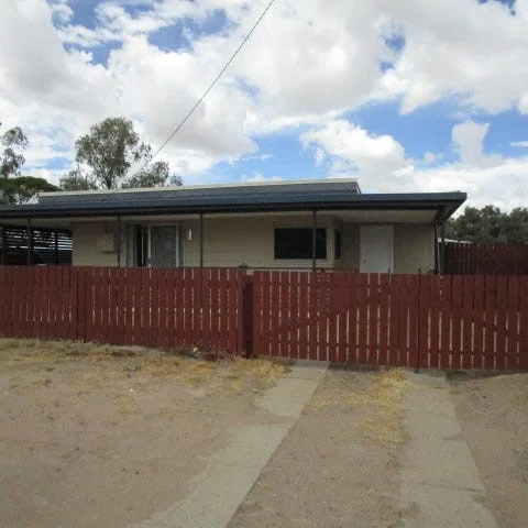 30 Smallacombe Street, Tara QLD 4421