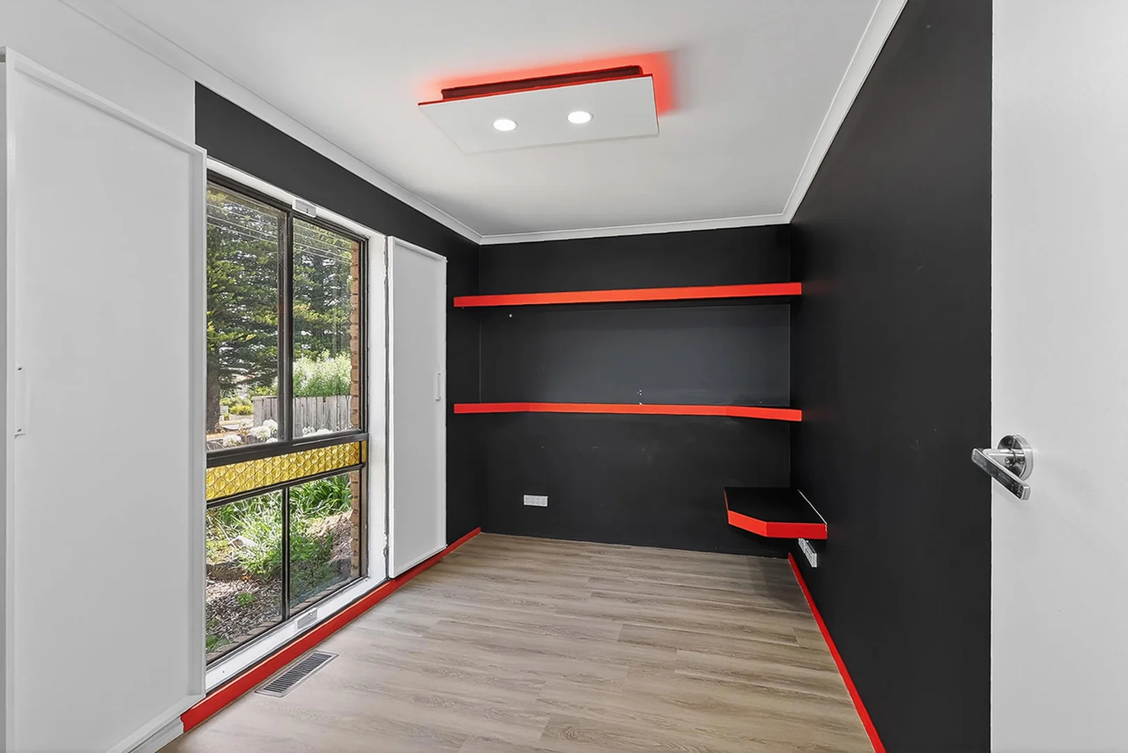 Additional image 9 of 472-474 Raglan Parade, Warrnambool VIC 3280