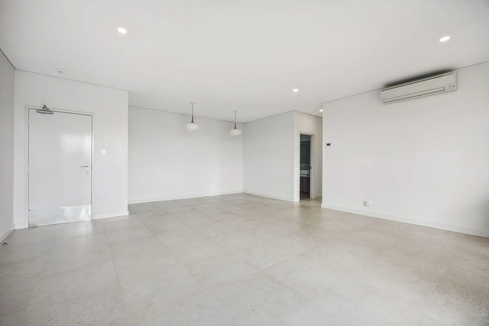 Additional image 5 of 14/1 Davenport Road, Booragoon WA 6154