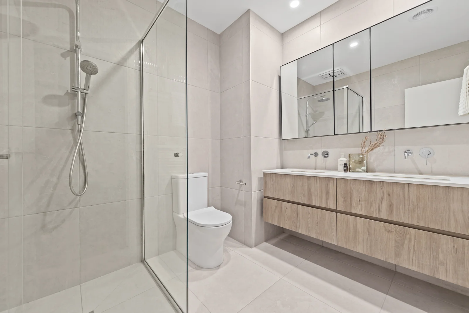 Additional image 9 of 29 Crick Walk, Burwood East VIC 3151