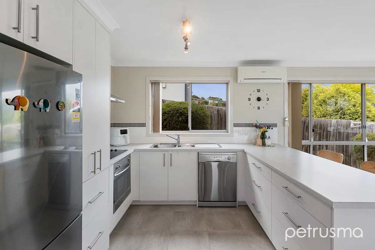 Additional image 9 of 3/12A East Derwent Highway, Rose Bay TAS 7015