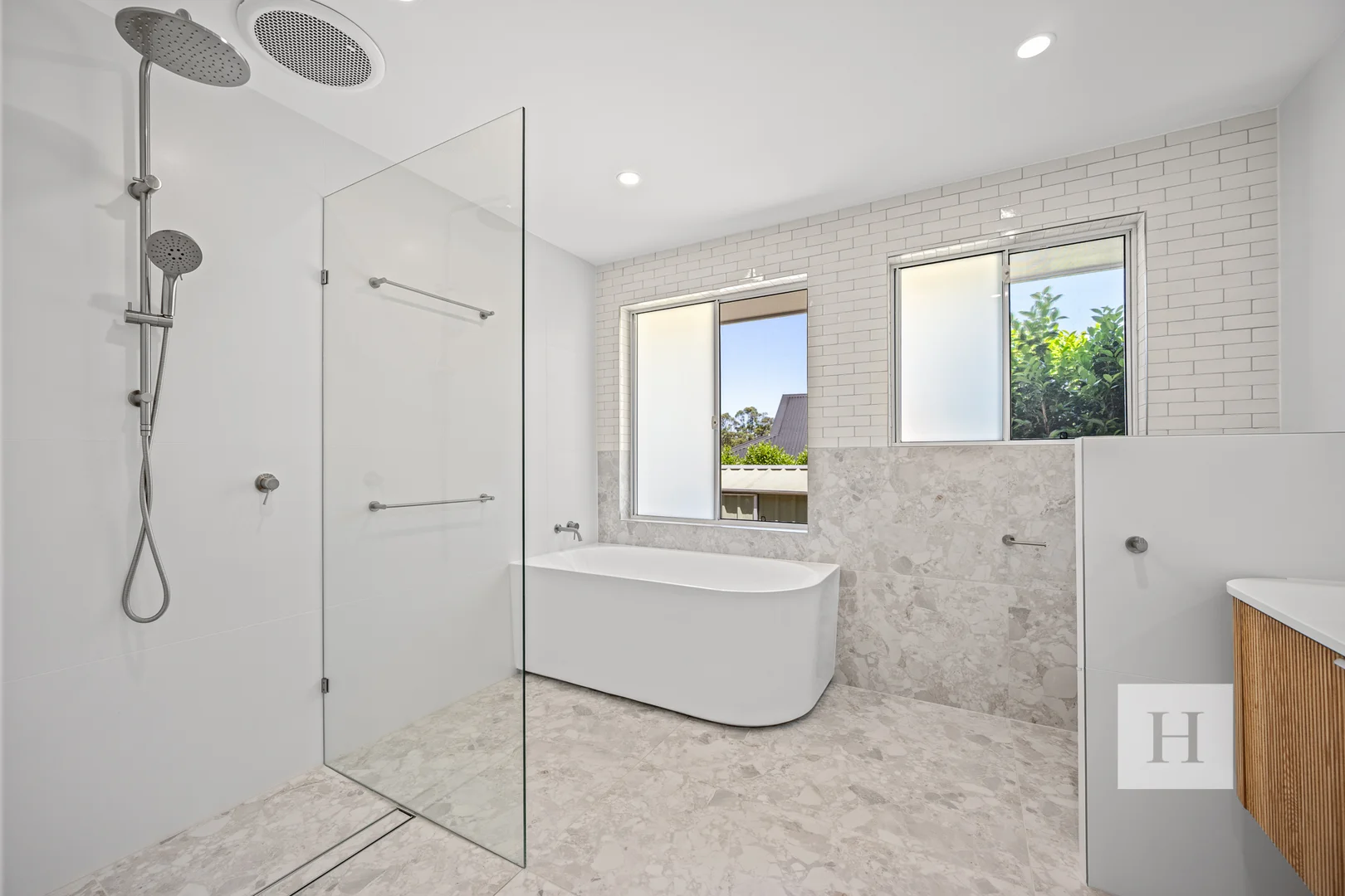 Additional image 15 of 2 Kiewa Close, Wyee Point NSW 2259