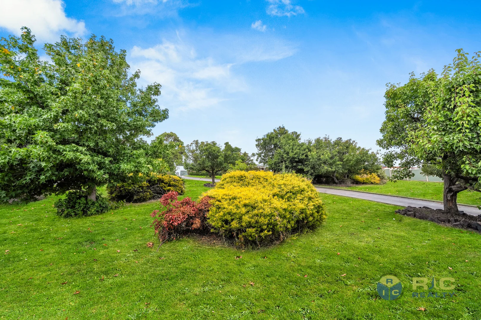 Additional image 6 of 27-29 Canterbury Way, Churchill VIC 3842