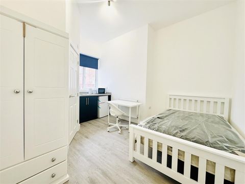 En Suite Room - Park Road, Nottingham NG7, Room to rent