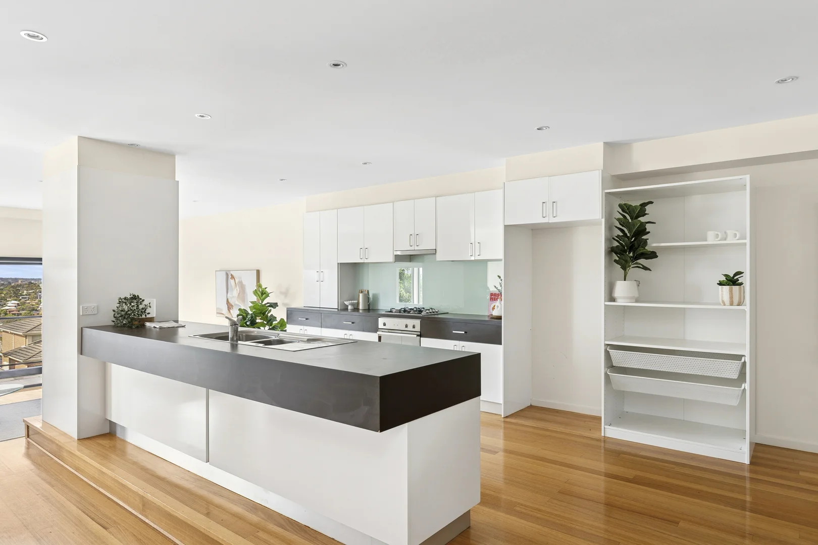 Additional image 4 of 2/5 Lansbury Crescent, Highton VIC 3216