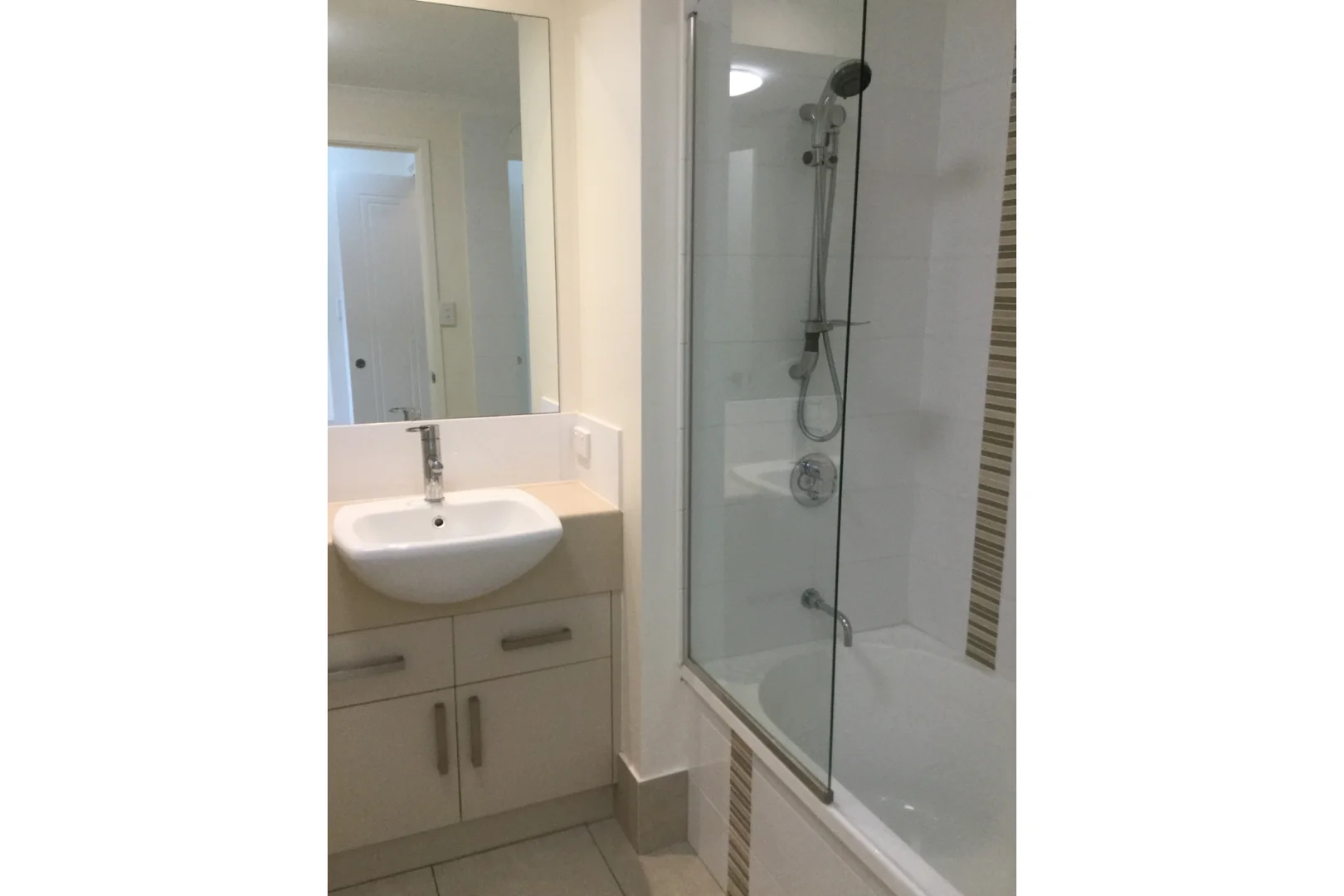 Additional image 5 of West End QLD 4810