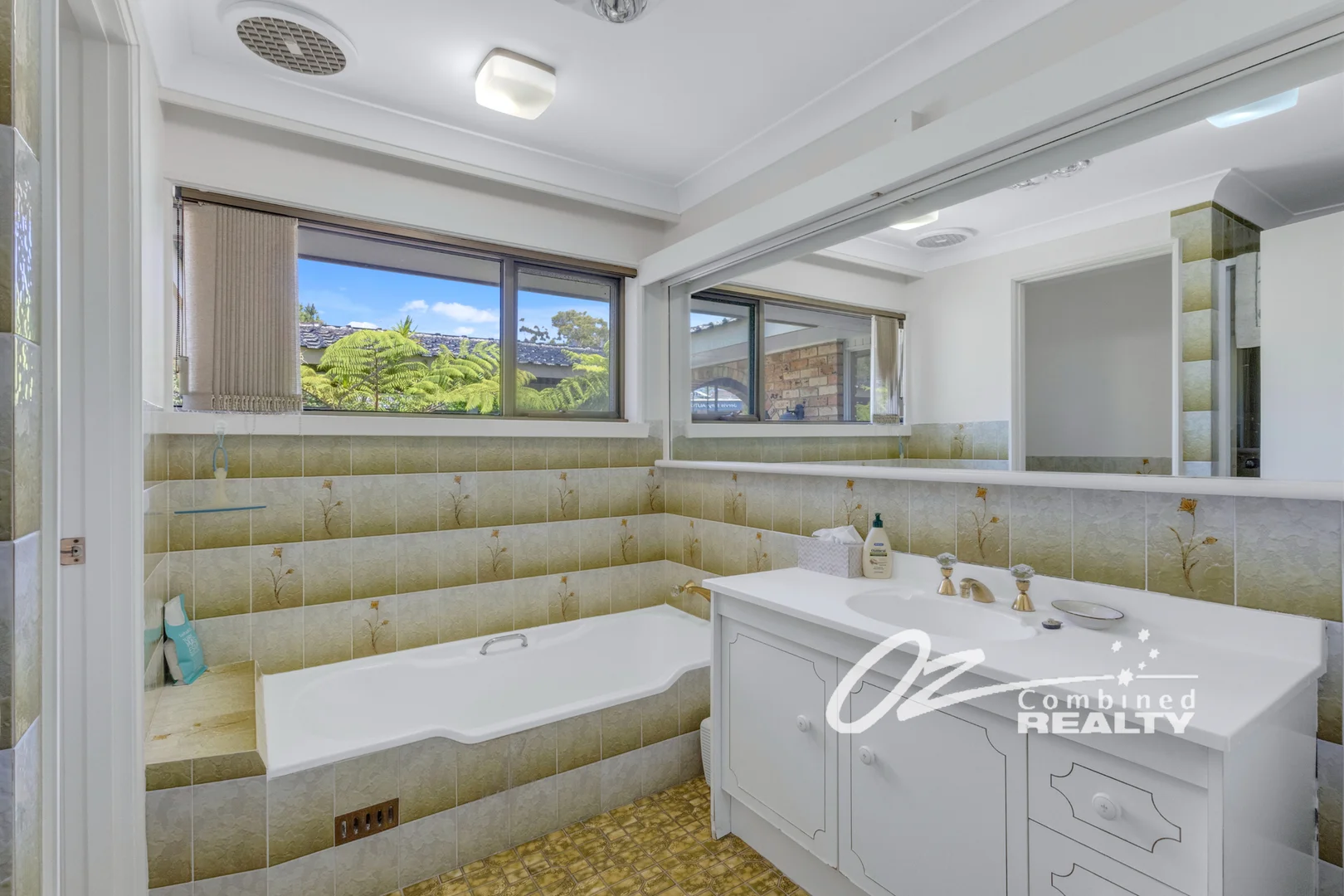 Additional image 16 of 228 Elizabeth Drive, Vincentia NSW 2540