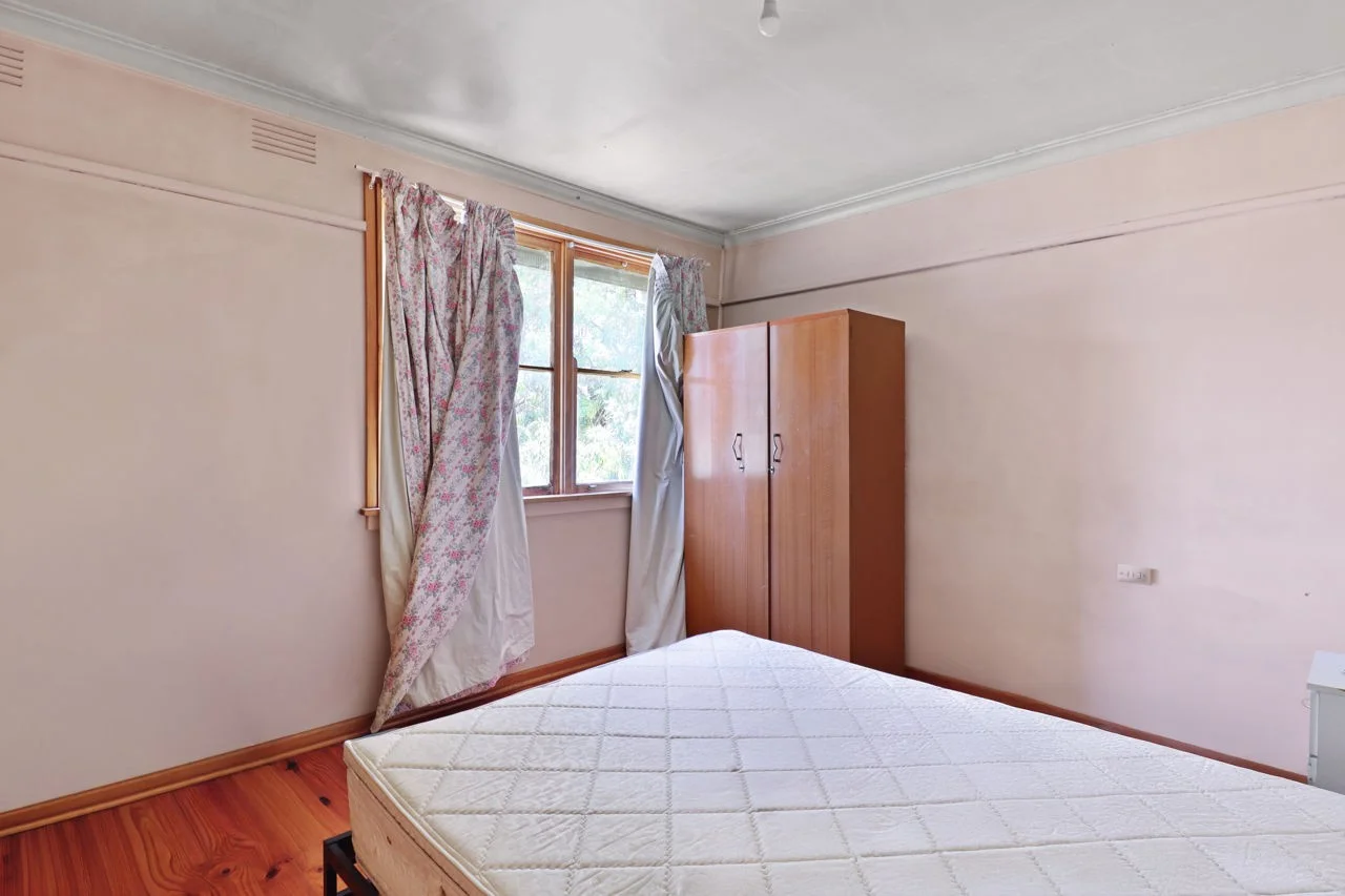 Additional image 5 of 8 Robertson Cres, Deniliquin NSW 2710