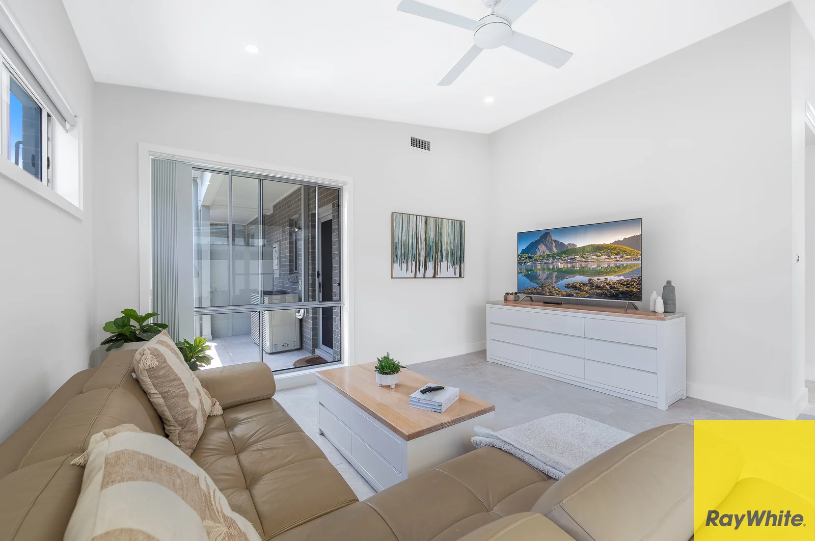 Additional image 5 of 2/30 King Street, Umina Beach NSW 2257