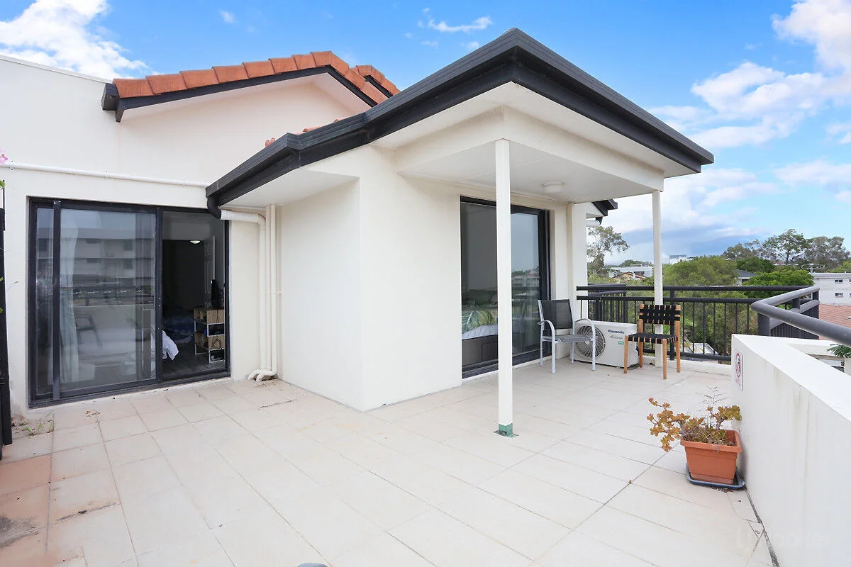 Additional image 14 of 36/452 Marine Parade, Biggera Waters QLD 4216